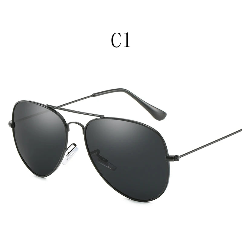 AVIATOR TOTAL BLACK