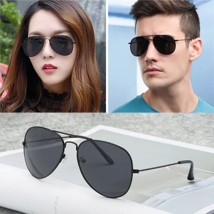 AVIATOR TOTAL BLACK